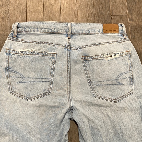 American Eagle Low-Rise Skater Jeans - Picture 4 of 13